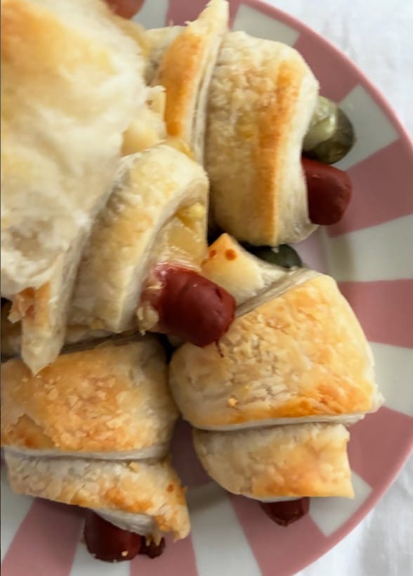 Hot vegan recipe: salty rolls